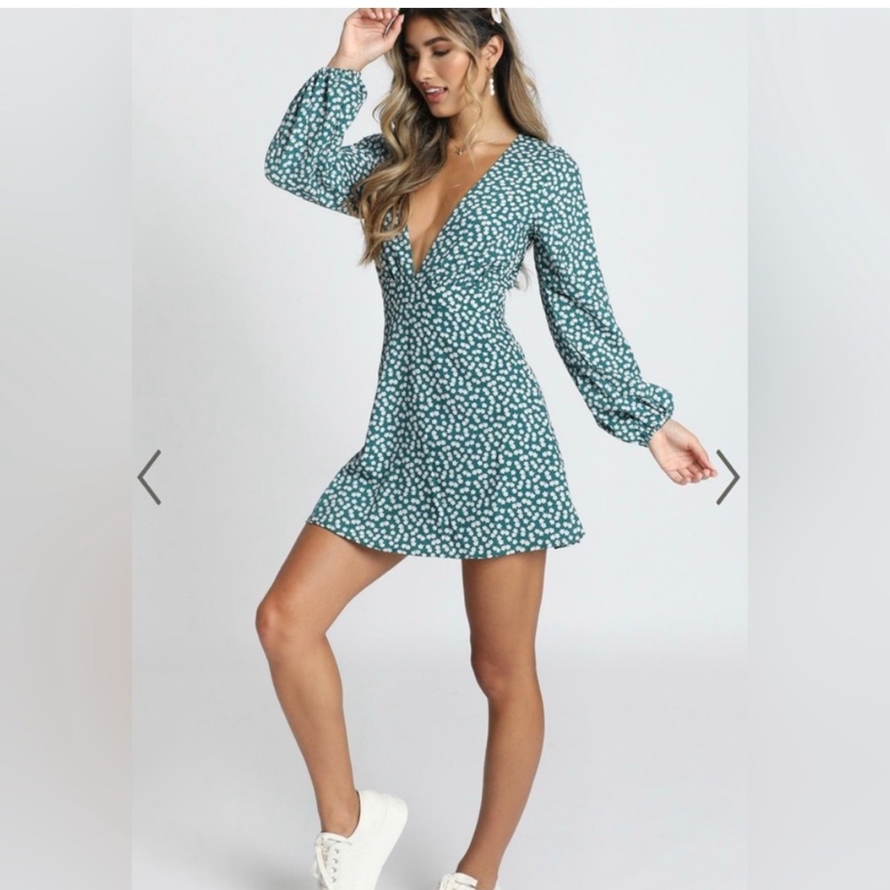 Show Po Lace Me Up Mini Dress In Emerald Green White Floral